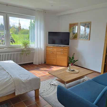 Moderne Ferienwohnung Mit Privatem Eingang - Rosa Kalletal Bagian luar foto