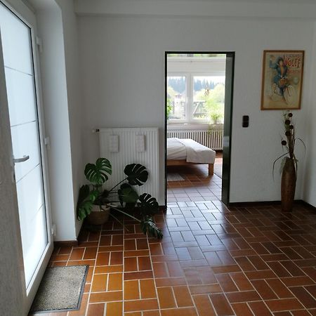 Moderne Ferienwohnung Mit Privatem Eingang - Rosa Kalletal Bagian luar foto
