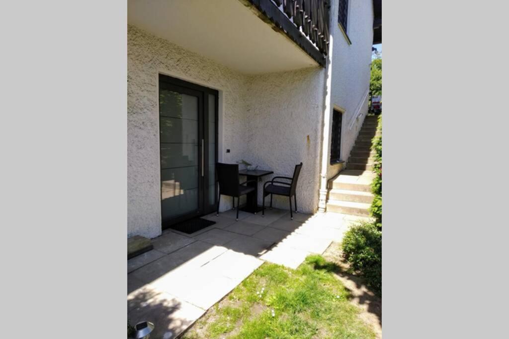 Moderne Ferienwohnung Mit Privatem Eingang - Rosa Kalletal Bagian luar foto